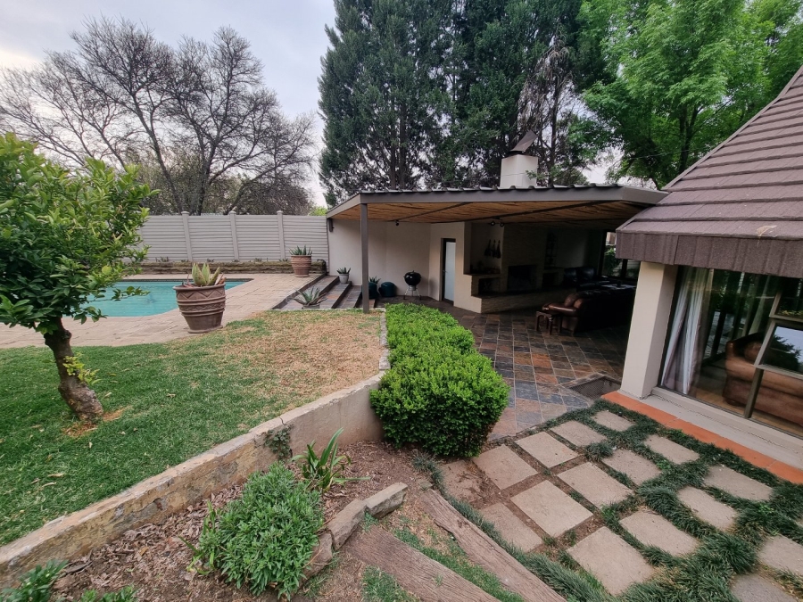 To Let 5 Bedroom Property for Rent in Eureka Free State